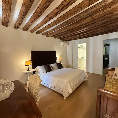 Bighouse * Βενετία